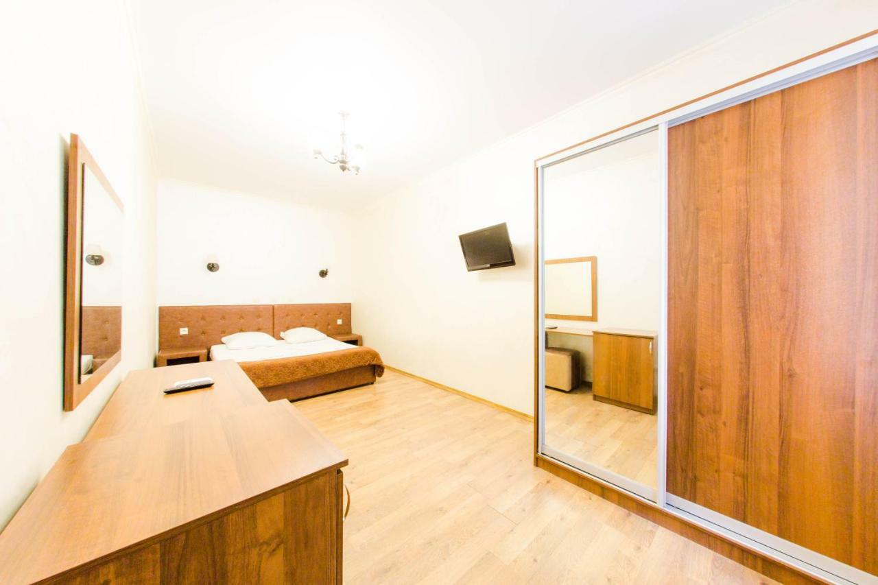 Pitsunda Hotel Eksteriør billede