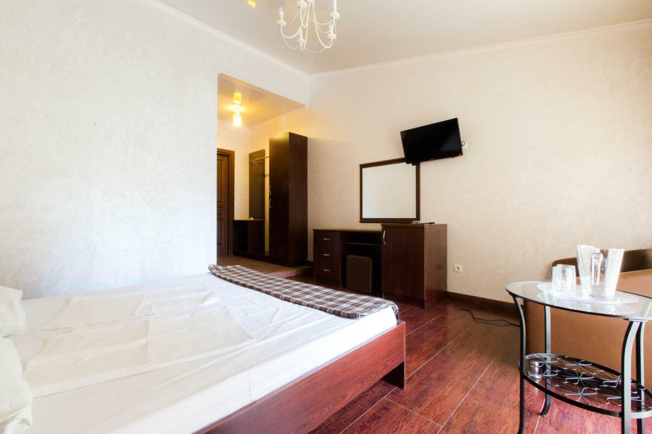 Pitsunda Hotel Eksteriør billede
